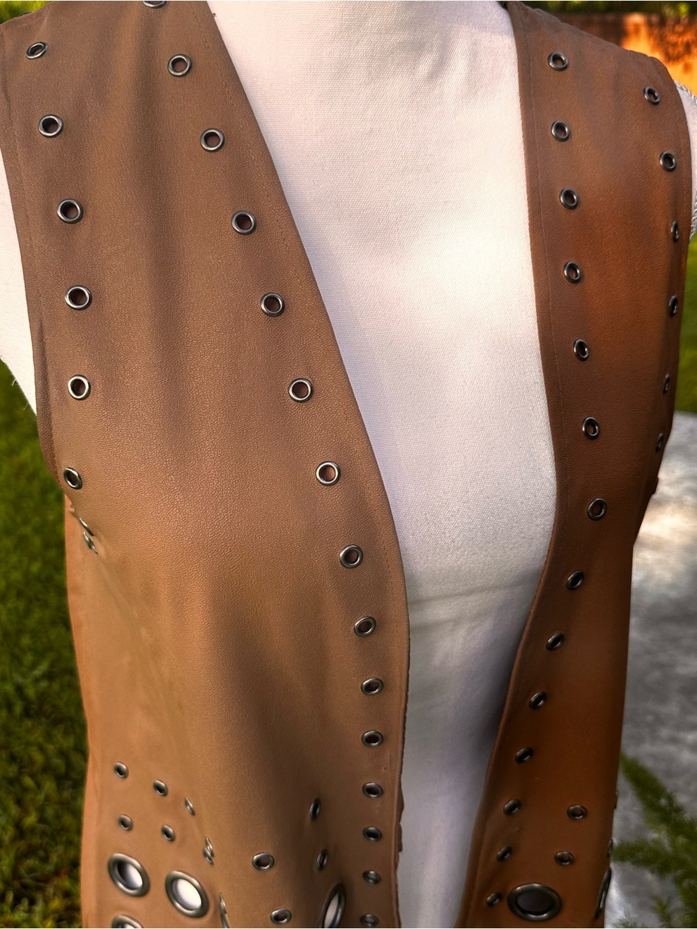 Jealous Tomato Brown Fringed Eyelet Vest - Picture 2 of 8